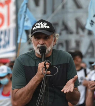 El líder del Polo Obrero enfrenta un escenario judicial complicado.