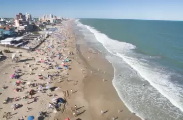 ¿Caro o barato? Estos son los precios de todo lo que se vende en las playas argentinas