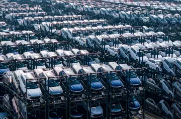 BYD, la automotriz china que le quitó a Tesla el top en la venta de autos eléctricos