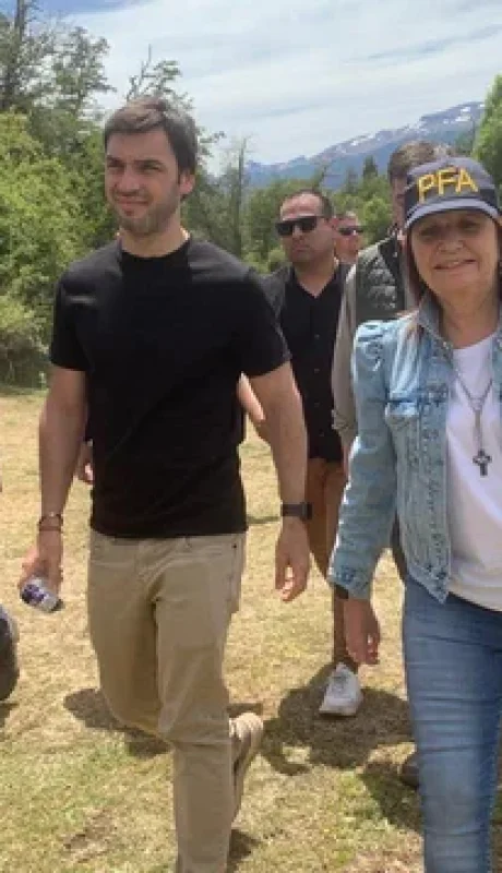 Desalojo en Los Alerces