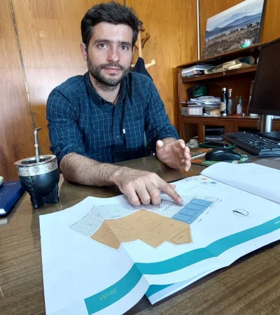 Sebastián Fermani contó el auspicioso plan de urbanización y construcción de viviendas.