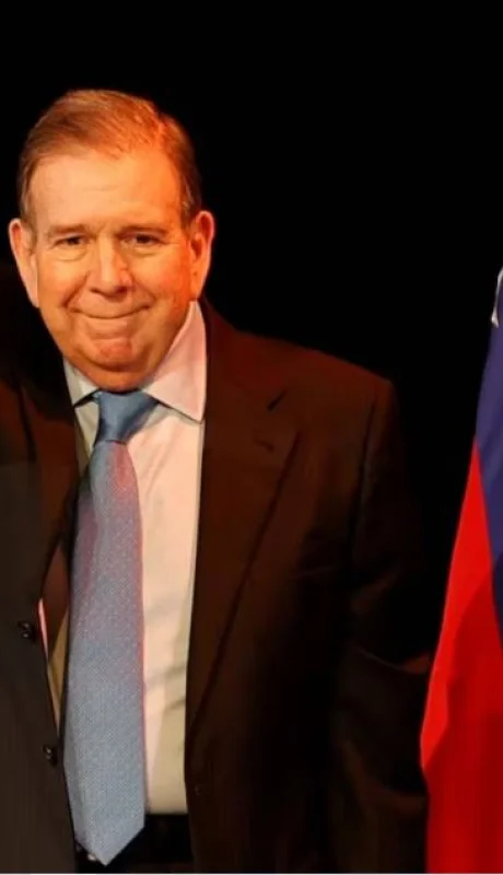 Edmundo hizo un sentido llamado a la ciudadanía, a la restitución democrática y a una reflexión por parte de las fuerzas armadas.