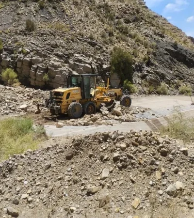 Por las intensas lluvias, el Cañón del Atuel colapsó
