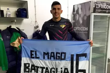 Rodrigo Battaglia llegó al país y se convirtió en nuevo hombre de Boca