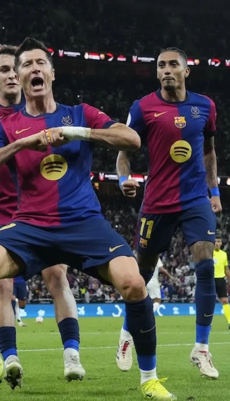 Robert Lewandoski marcó el segundo de penal