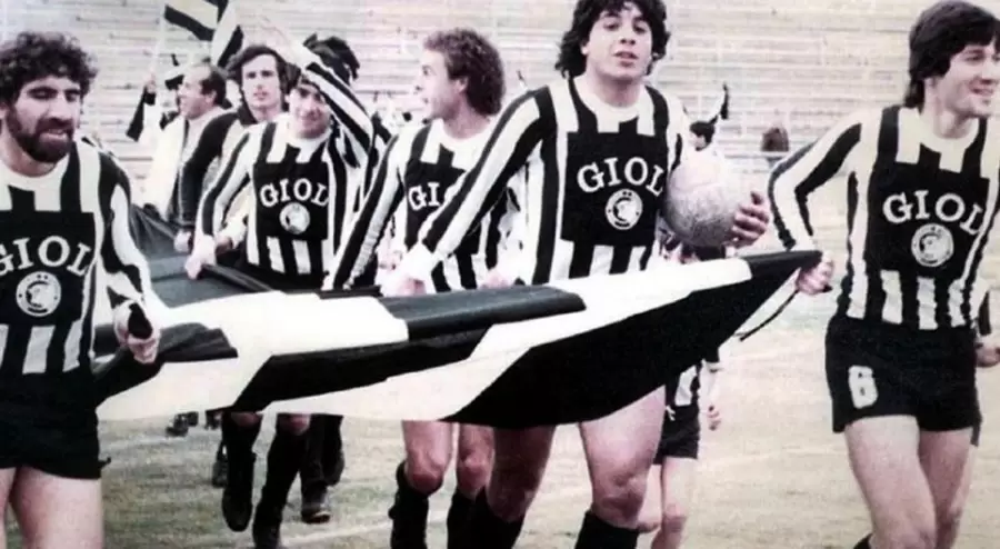 EL Búfalo junto a Montivero, Daniel Sosa, Carlos Rodríguez y Quintana