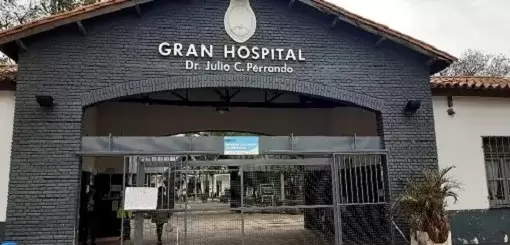 Tras el impacto, la víctima fue trasladada al Hospital "Julio C. Perrando",