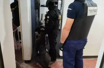 Mujer policía fue arrestada junto a su marido narco en un megaoperativo antidrogas