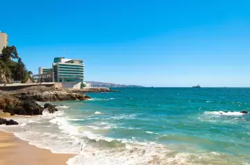 Video: fuerte trifulca en una conocida playa de Viña del Mar