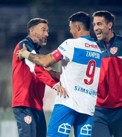 El Kily González junto a Fernando Zampedri en el amistoso entre Unión y Universidad Católica