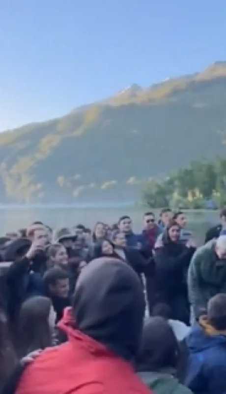 Las celebraciones eran promocionadas por redes sociales.