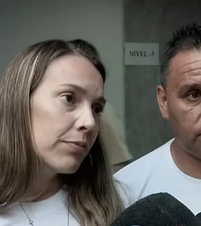 Vanessa Cáceres y Raúl Calderón, padres del recién nacido que murió en marzo de 2022. (Foto: web)