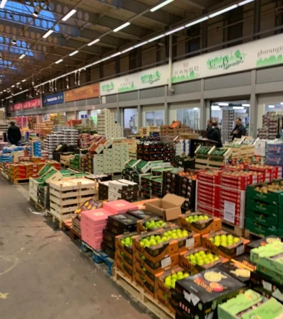 Puesto de frutas y verduras