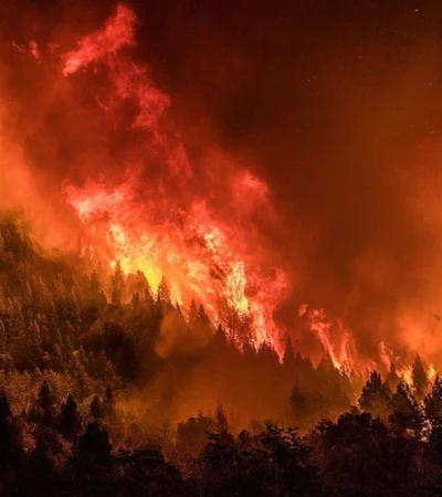 La batalla en Nahuel Huapi: entre el alivio de la lluvia y el peligro del viento