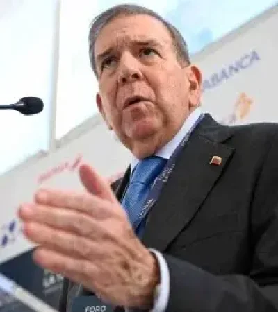 Edmundo reapareció en Guatemala buscando darle más respaldo a su reclamo.