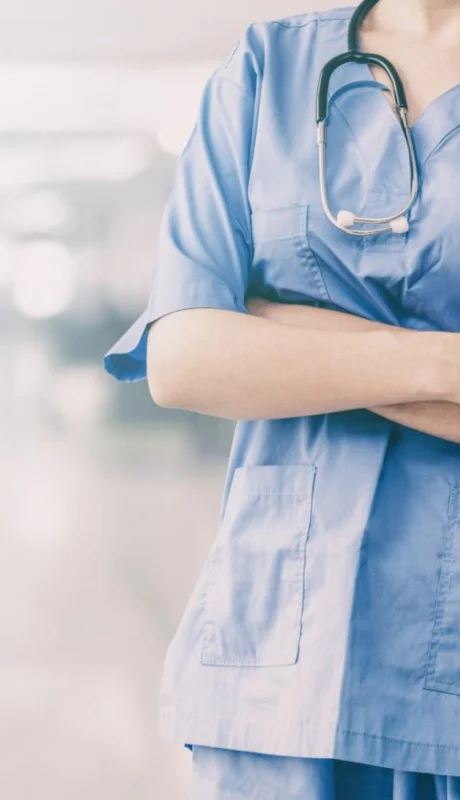 Los médicos argentinos ahora pueden ejercer en todo el mundo sin recertificar