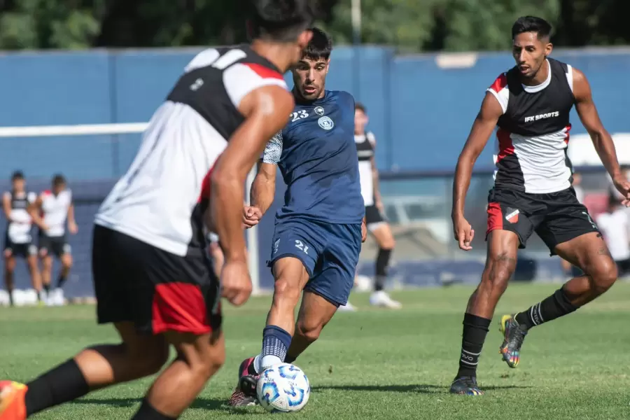 La Lepra y el Cruzado jugaron en el Parque