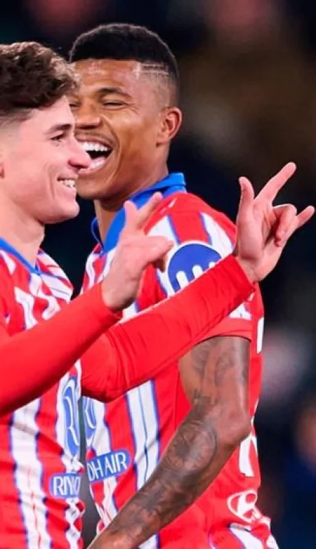 Julián Alvarez y su celebración de hombre araña