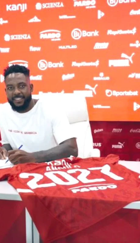 Álvaro Angulo nueva incorporación del Rojo