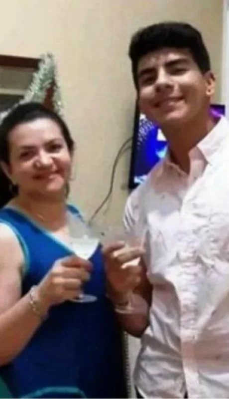 Graciela Sosa y Fernando Báez Sosa.