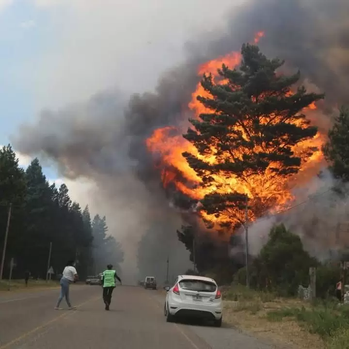 Incendio en Epuyén.