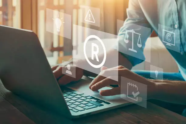 Los costos dependen de muchos aspectos, entre ellos los honorarios de quien asesora