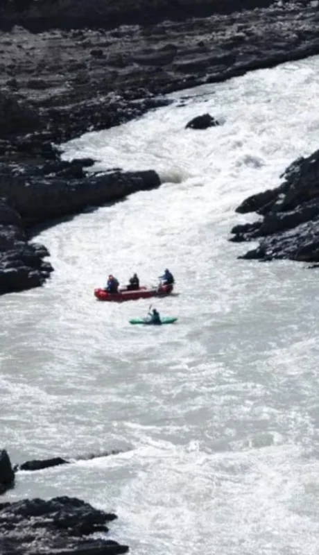 Tragedia en El Chaltén: tres fallecidos durante excursión de rafting