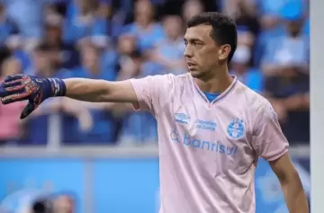 Boca cerró la llegada de Agustín Marchesín: acuerdo con Gremio y contrato de dos años