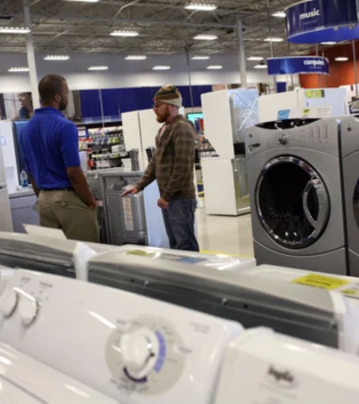 Crece el consumo de bienes durables.