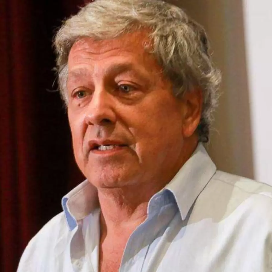 Eduardo Reina, analista político