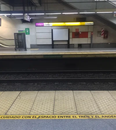 Pavimento podotáctil. Foto: