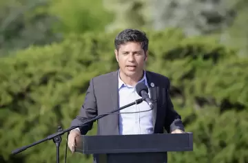 Axel Kicillof convocó a las PASO por decreto pero pidió suspenderlas