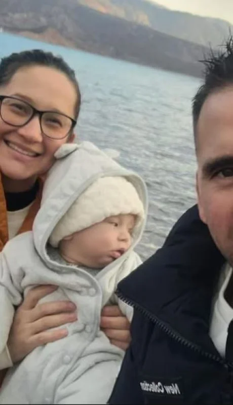 La pareja del gendarme continúa con enérgicos reclamos al régimen de Maduro.