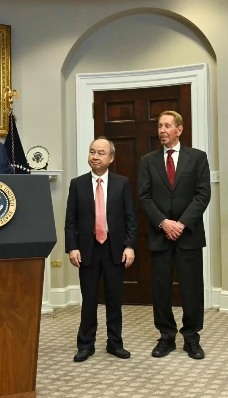 Trump, secundado por tres de los grandes CEO techs presentó un megaproyecto de IA sin restricciones ¿Te resulta inquietante?