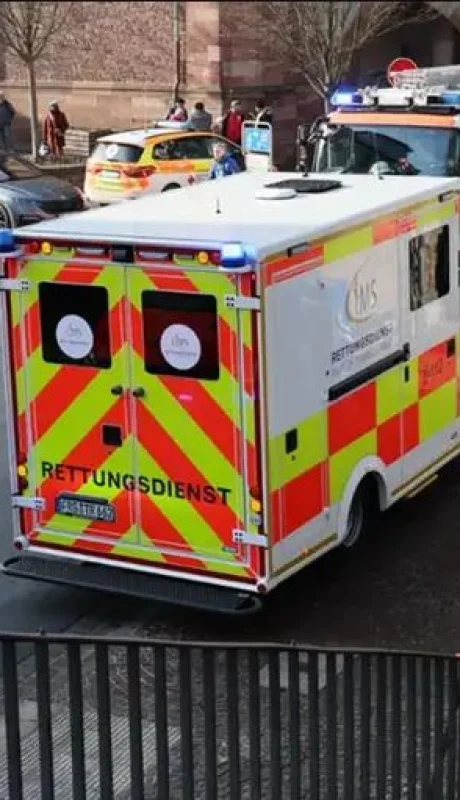 Alemania vive frecuentemente ataques repentinos en la vía pública con armas blancas.