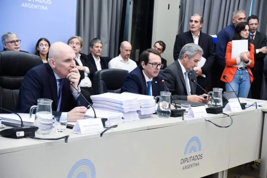 Comisión de Presupuesto y Hacienda