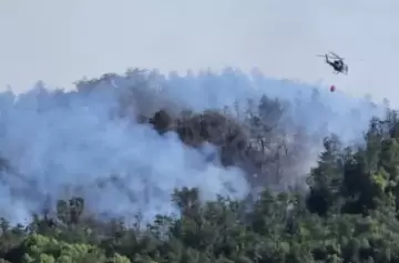 Los incendios en el sur de Bariloche podrían durar varios meses