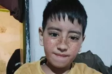 Motociclista mató a un nene en Puerto Madero, lo dejó tirado en el asfalto y se fugó