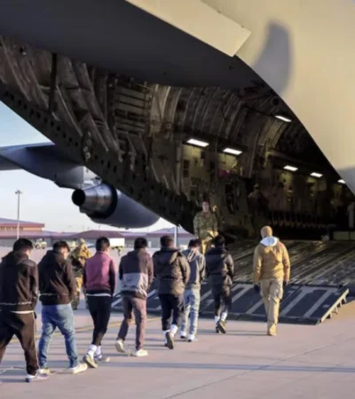 Aviones militares estarían siendo desplegados en varios estados para sacar del país a los inmigrantes irregulares.