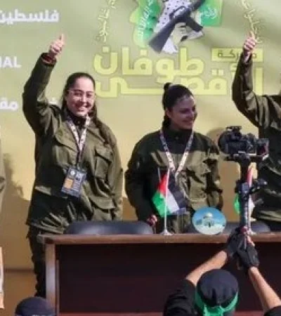 Rehenes liberadas por Hamas/