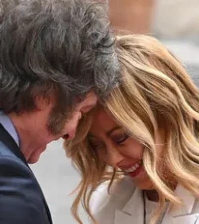 "En el contexto internacional, Milei ya no se siente tan solo, sobre todo con la figura de Georgia Meloni" (S. Chini)