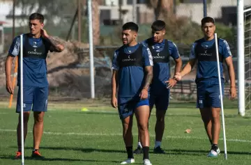 Independiente Rivadavia vs. Barracas Central por el Apertura 2025: día, hora, árbitro y TV