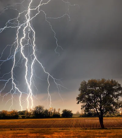 Un rayo hirió a cuatro trabajadores rurales en Malargüe