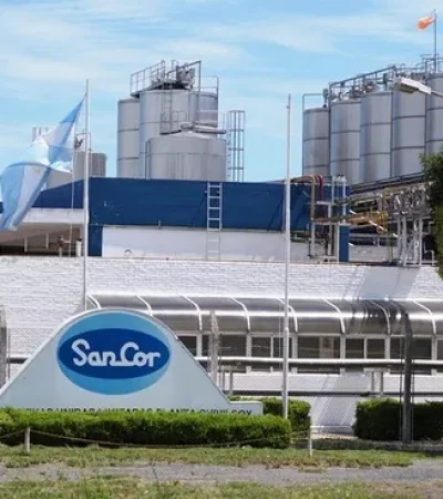SanCor tiene cinco plantas productivas pero solo tres están operativas, trabajando al mínimo.