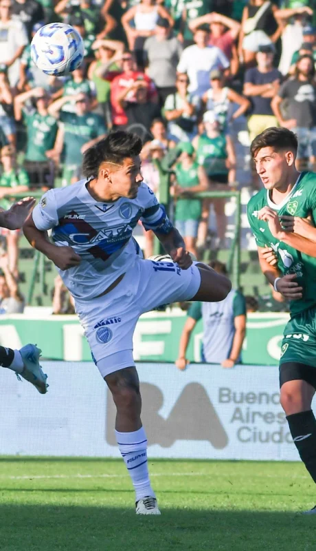 Duro encuentro en el Eva Perón.