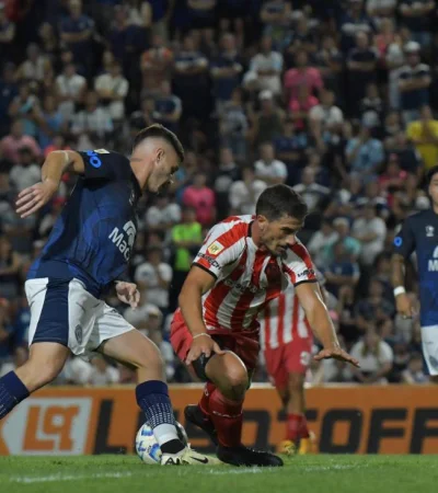 Flojo partido en el Parque.