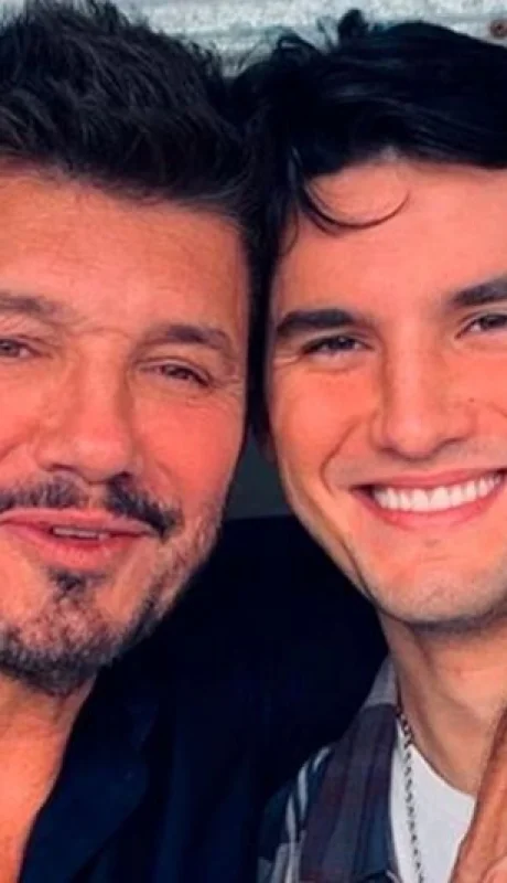 Francisco junto a su papá Marcelo Tinelli