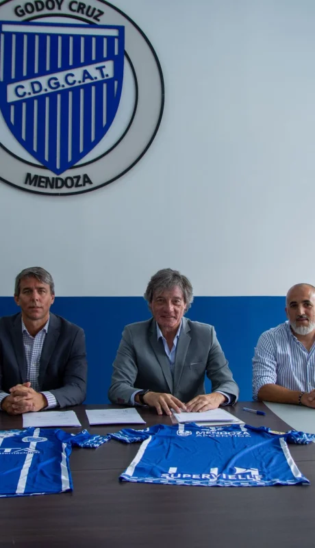 El Tomba busca fortalecer vínculos con sus socios.