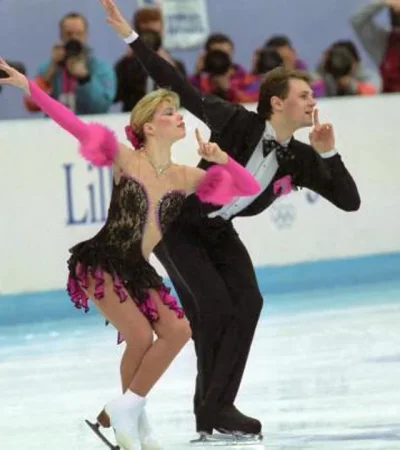 Evgenia Shishkova y Vadim Naumov, de 46 y 48 años.