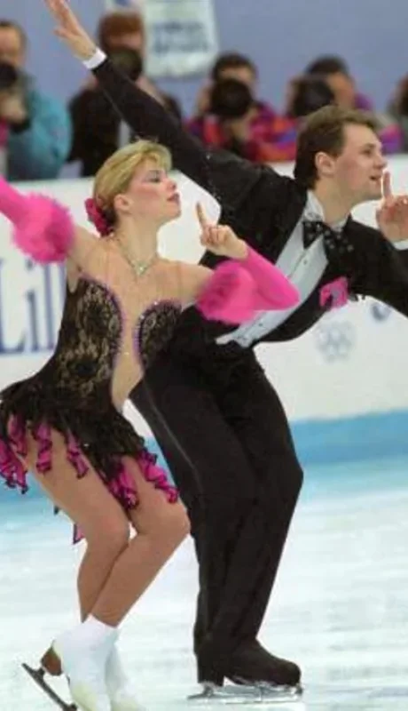 Evgenia Shishkova y Vadim Naumov, de 46 y 48 años.